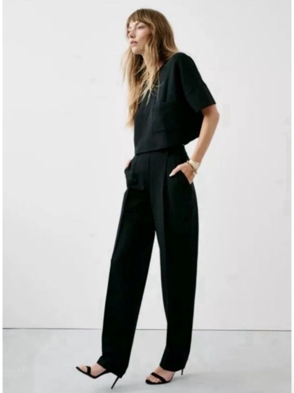 NWT Spanx Women Ponte
Barrel Pant Black Size Small Regular